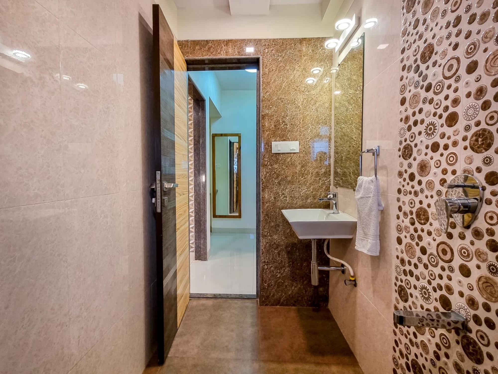 Home2 Suites And Service Apartments, Mumbai Airport Room photo